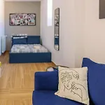 Centro House Apartamento *